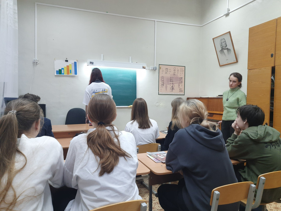 Открытый уро по сольфеджио в 8 классе