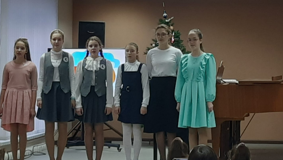 Выступление вокального ансамбля воспитанников Е. Н. Степаковой